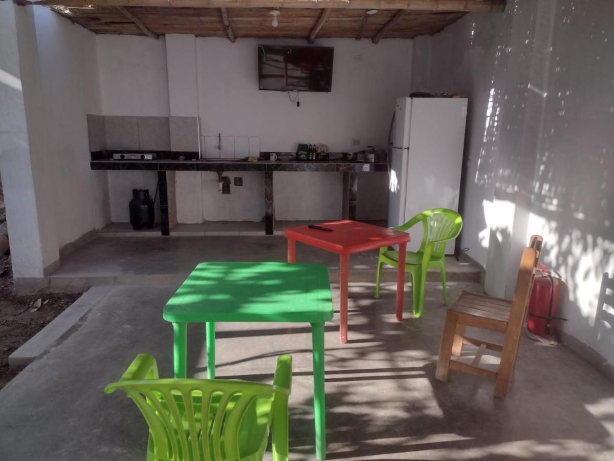 Flying Monkey Hostel Nazca Dış mekan fotoğraf
